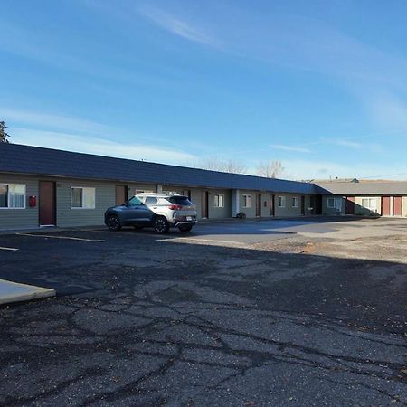 Prince Motel Prince George Exterior photo