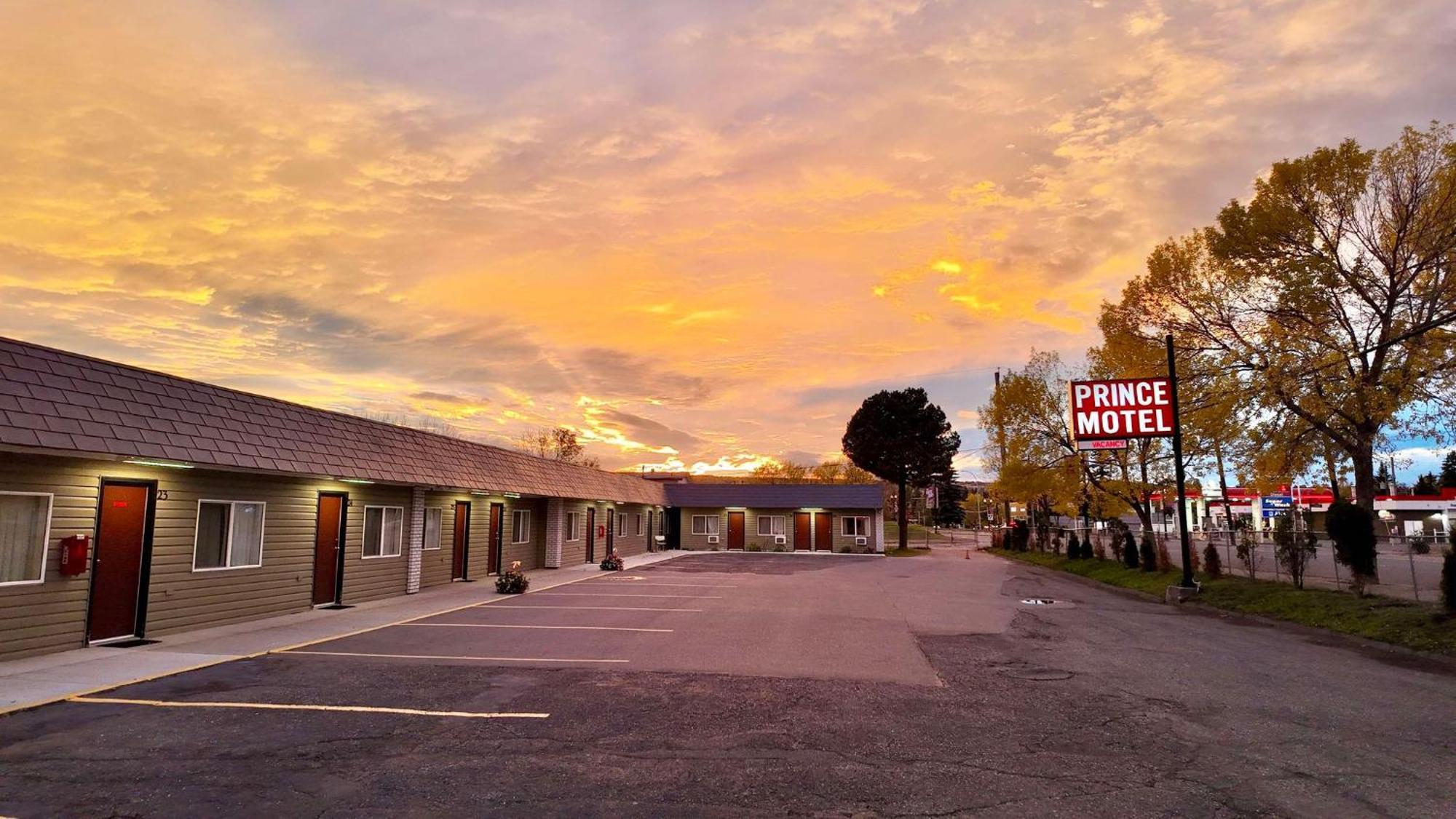 Prince Motel Prince George Exterior photo
